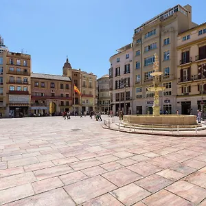 bright-apartment-in-mlaga-historical-center.1costadelsol.com/